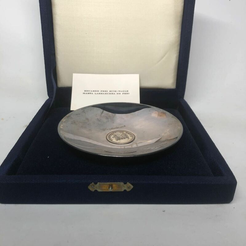 希少　銀杯　白銅　チリ共和国大統領　贈答品　コイン　皿 1933 ペソ　エドゥアルド・フレイ・ルイスタグレ