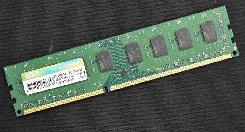 (送料無料) 8GB PC3-12800 PC3-12800U DDR3-1600 240pin non-ECC Unbuffered DIMM 2Rx8 SP/シリコンパワー 1.5V (管:SA5758
