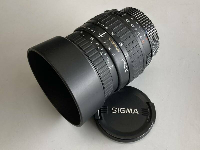 シグマ　SIGMA UC ZOOM 24-70mm F3.5-5.6 D ニコンFマウント　for Nikon