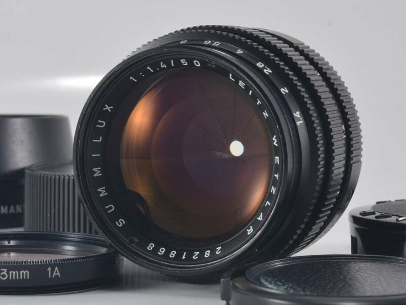 [美品] Leica (ライカ) SUMMILUX M 50mm F1.4 第2世代 整備済 12586フード付 [保証](52870)