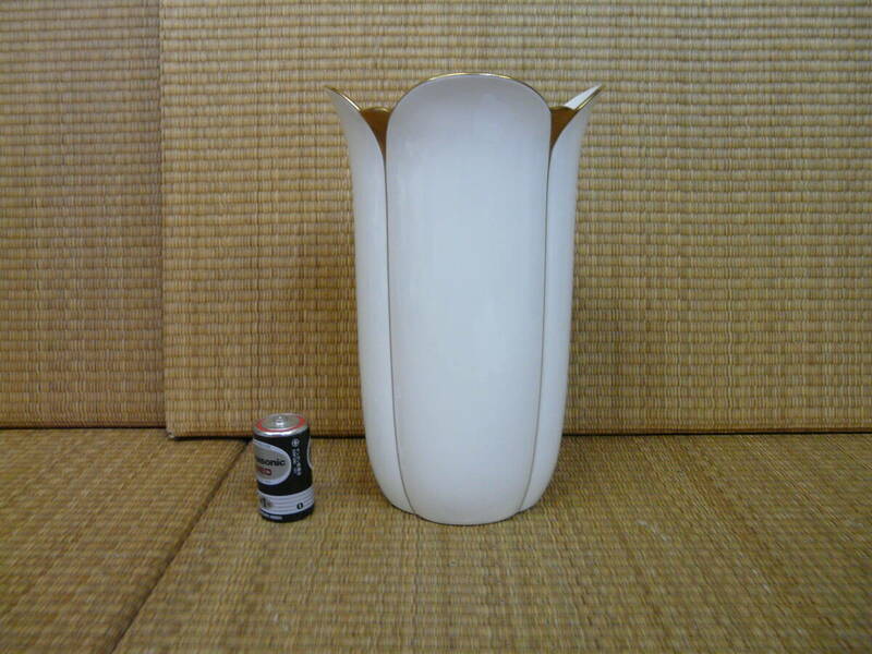 ナルミ　NARUMI　CHINA　花瓶