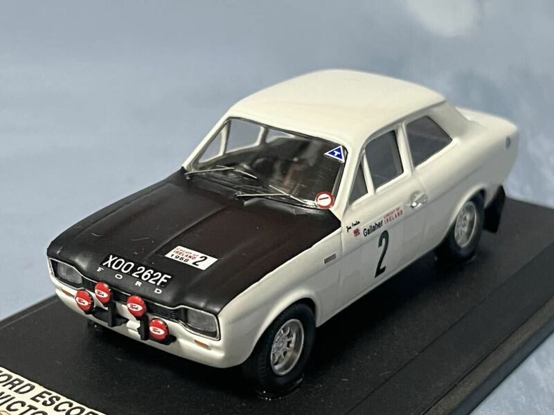 トロフュー製　　フォード　エスコート　1600 TC 1968年　　　1/43