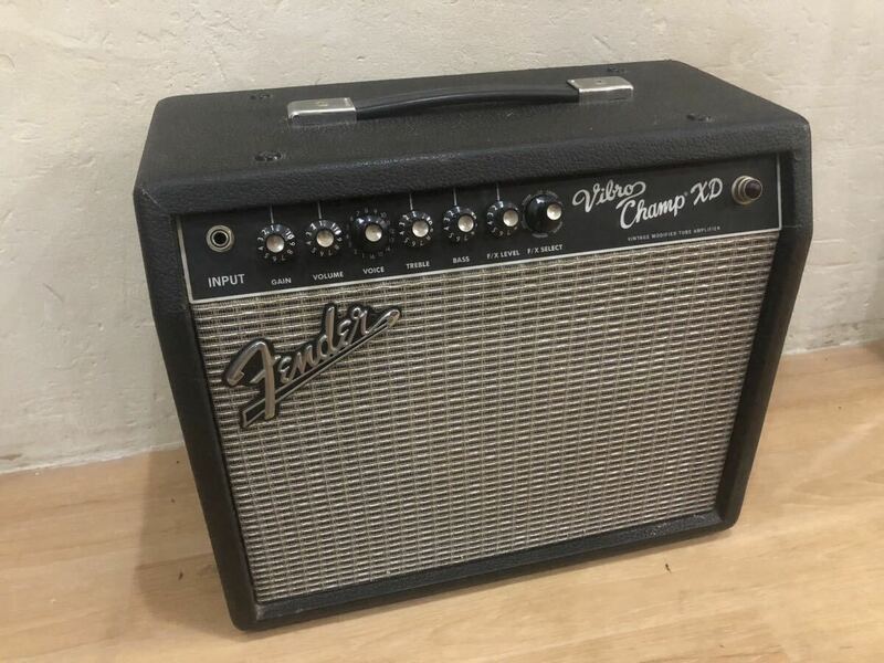 Fender Vibro Champ XD PR736 ギター アンプ フェンダー 家庭用 真空管 コンボアンプ 