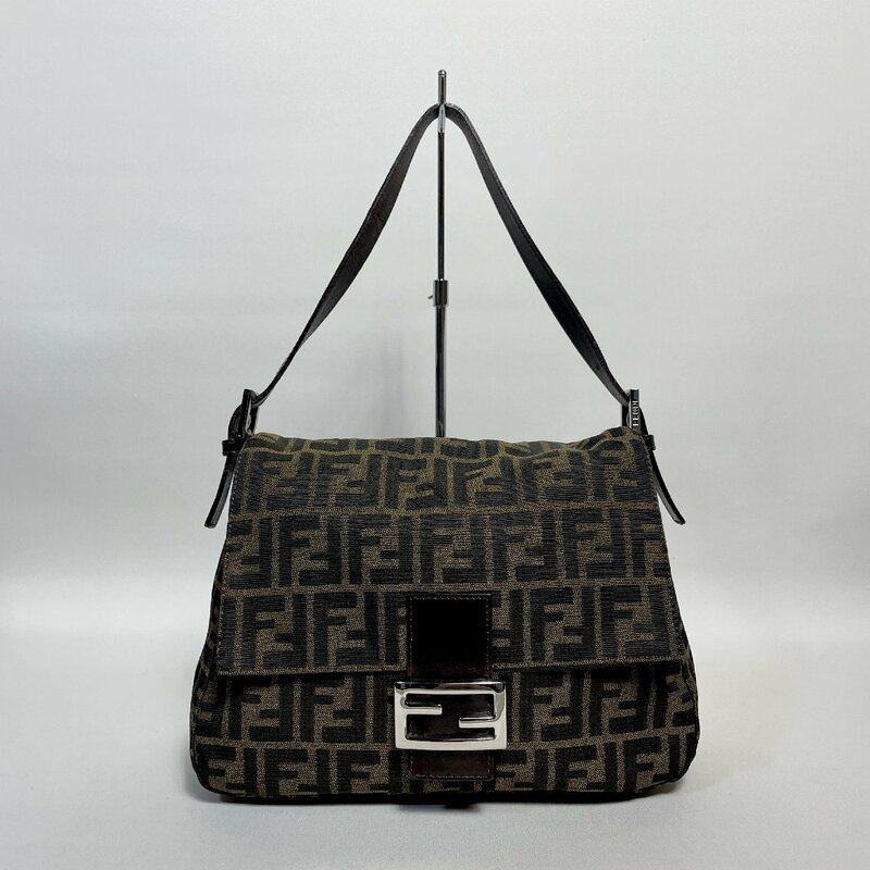 2403-35-2｜美品｜FENDI フェンディ ズッカ マンマバケット ハンドバッグ ジャガード レザー ダークブラウン