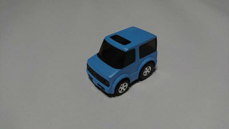 チョロＱ　日産　キューブ