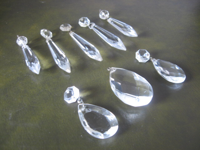 ★アンティーク品★ガラスドロップ クリスタル ８個セット シャンデリアパーツ フランス