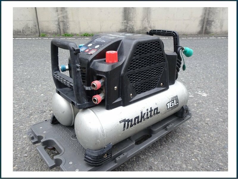 makita　マキタ　高圧専用（4口）　エアーコンプレッサー　AC462XG　100V　タンク容量：16L　動作OK　中古品　引取OK♪