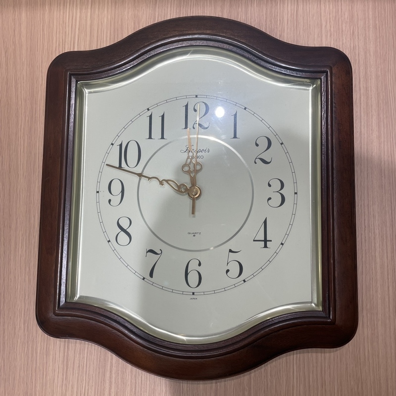 【N-19095】1円スタート SEIKO セイコー 壁掛け時計 SH339B クオーツ時計 電池式 日本製 ブラウン 中古品 レトロ 動作確認済み 1個