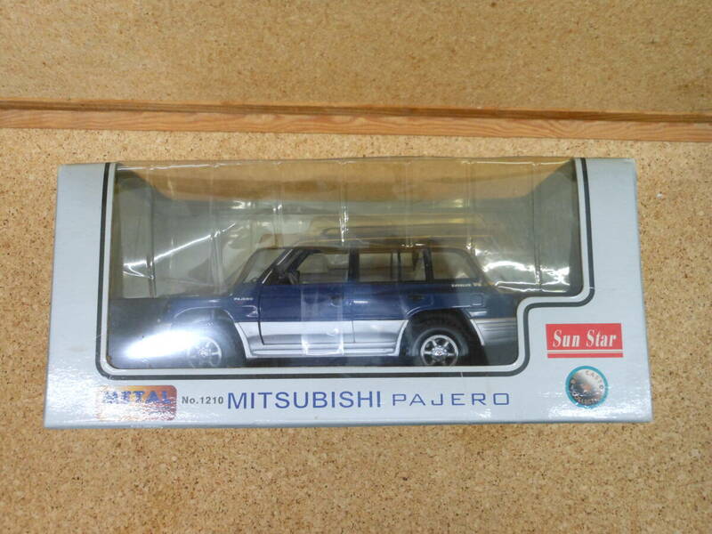 未使用品■Sun Star MITSUBISHI PAJERO 三菱 パジェロ 1/18 No.1210 ミニカー 