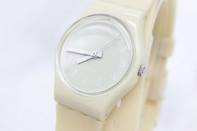 【W130-4】動作品 電池交換済 Swatch スウォッチ SWISS 2重巻き AG2010 腕時計 ラバーベルト レディース【送料全国一律185円】