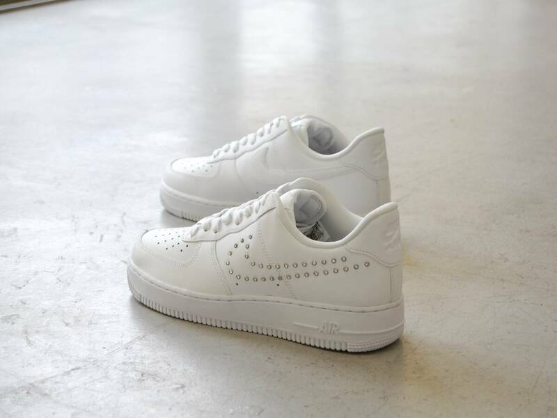 wmns air force 1 07★US6.5★検索用,エア,フォース,ワン,AF1,LOW,ロー,真っ白,オール,ホワイト,スタッズ,ラインストーン,USA,海外