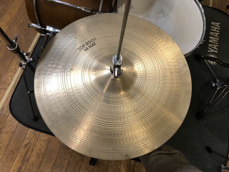 Zildjian A 白抜きRock hat 15インチ