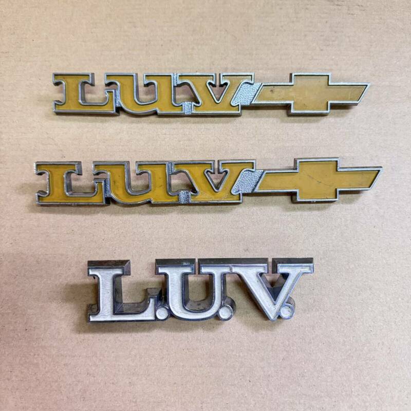 中古 Chevrolet シボレー LUV ラヴ ピックアップトラック 純正エンブレム 3点セット SHSH0063-1hf