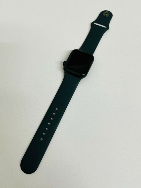 中古美品　動作品　Apple Watch　アップルウォッチ　SE　40MM　腕時計　GPS　WR-50　初期化済み　4136