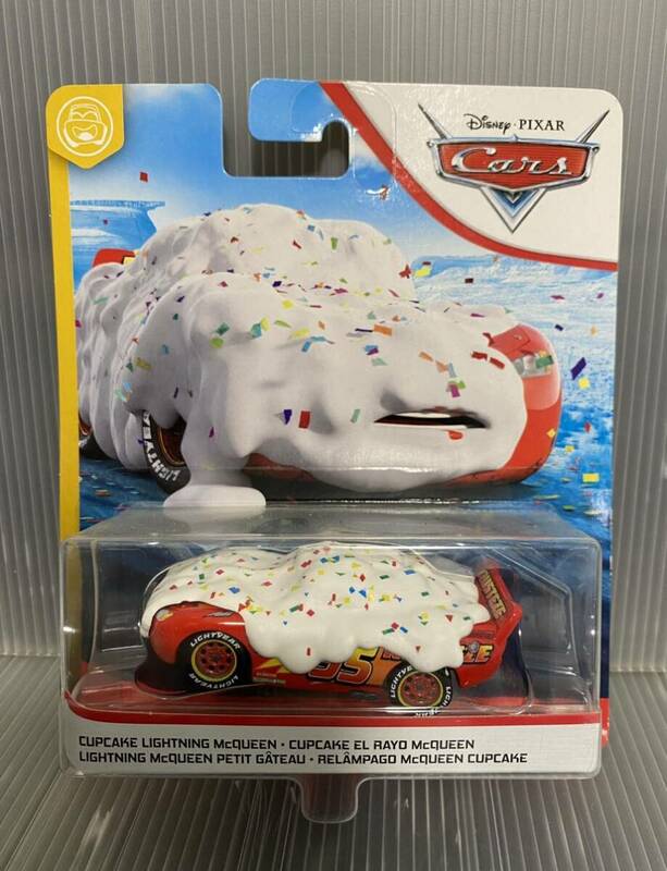 激レア！　カーズ マテル MATTEL CUPCAKE LIGHTNING McQUEEN 2020 カップケーキ ライトニング マックィーン　FUNNY FLASHBACKS ミニカー