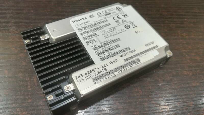 【動作品♪】TOSHIBA 東芝 PX04SCB400 [3.84TB/3840GB 約4TB SSD/SAS] 2.5インチ