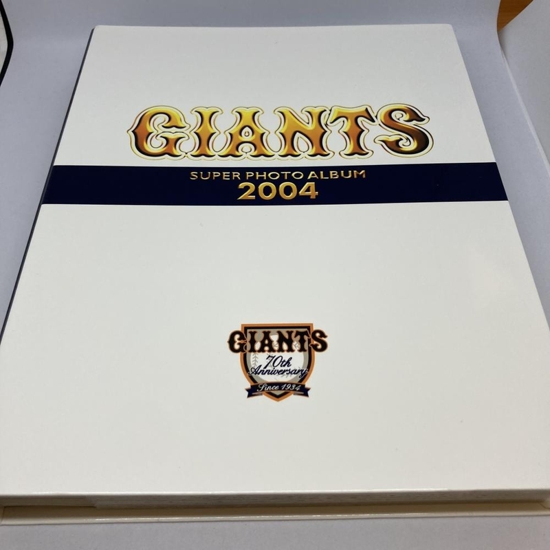 2004 GIANTS SUPER PHOTO ALBUM 読売 巨人 70th Anniversary　14209