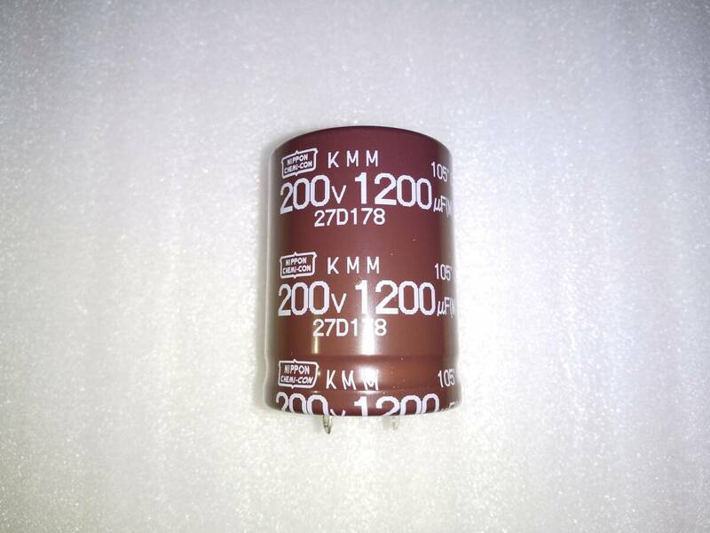 日本ケミコン　電解コンデンサー　200V　1200μF　105℃　基板端子　31