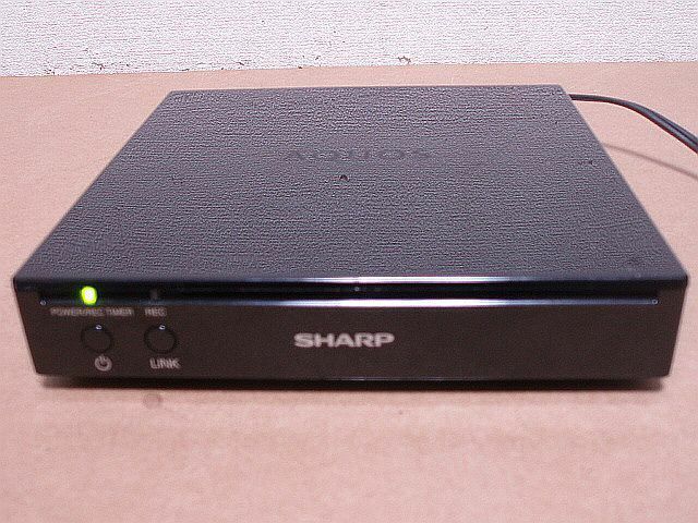 20F5 【録画対応！送料安い！消費税無し！】 20V型 地上/BS/CSデジタル液晶テレビ SHARP フリースタイルAQUOS LC-20F5 【動作品】