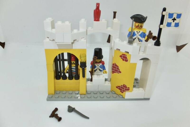 LEGO #6259 砦の牢屋　Broadside's Brig　南海の勇者　お城シリーズ　オールドレゴ