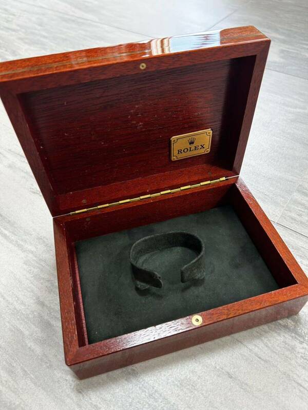 良品　ロレックス ROLEX 箱 空箱 ケース ボックス　腕時計 69.00.09 メンズ　ブラウン 木箱　木製