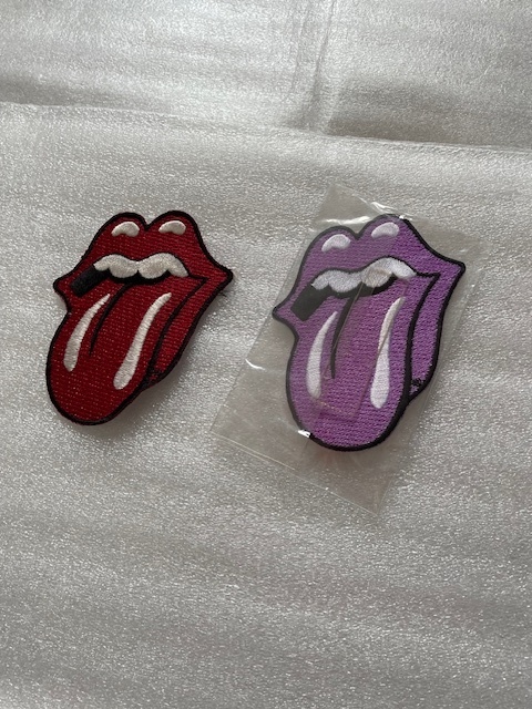 The Rolling Stones ワッペン　2枚　赤と紫　紫は新品　天地8.8cm