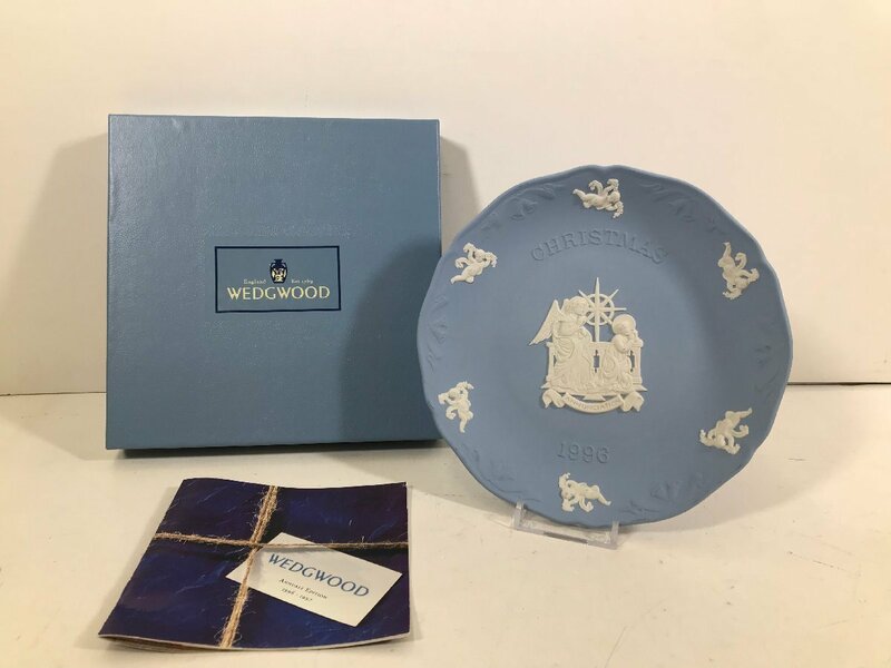 WEDGWOOD ウェッジウッド 1996 Christmas Plate クリスマス プレート 直径約18cm ペールブルー 皿 飾り皿 コレクション ユーズド