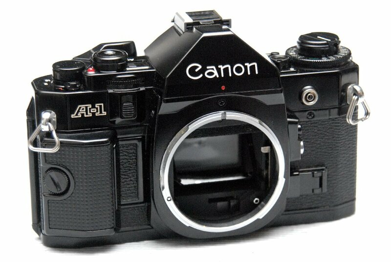 Canon キャノン 人気の高級一眼レフカメラ A-1ボディ 希少な作動品（鳴きなし）（腐食無し）