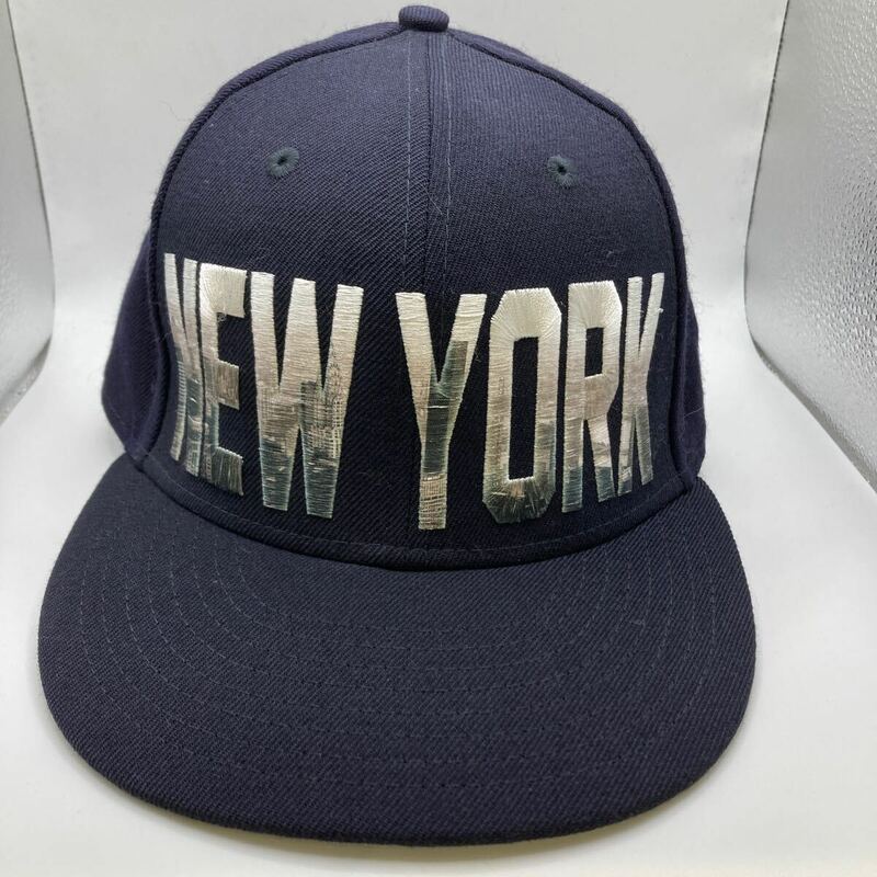 △【T-68】NEW ERA ニューエラ NEW YORK 59FIFTY ORIGINAL FIT　ロゴ刺繍　ネイビー　キャップ 帽子