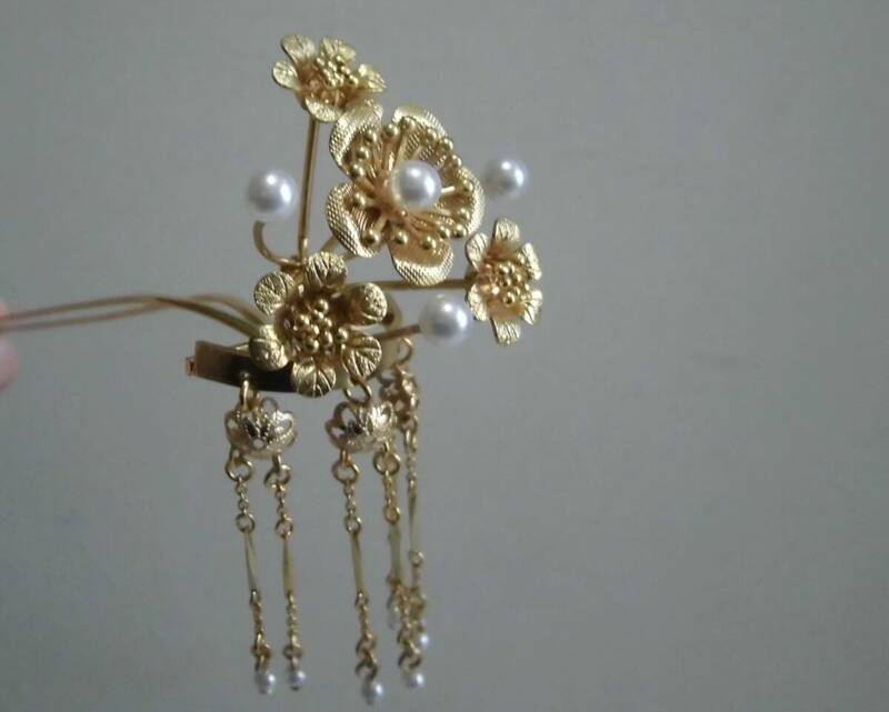 かんざし 簪 ビラ花かんざし 金色 金属製 和装小物 髪飾り ヘアーアクセサリー 工芸品