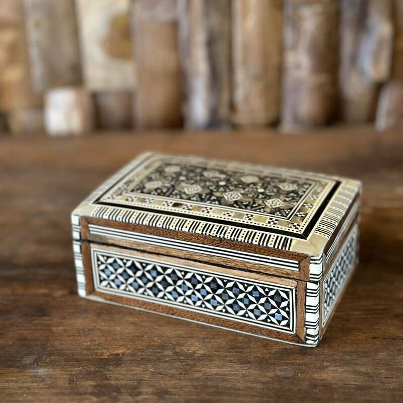 エジプト製螺鈿ジュエリーボックス W13×H5.5×D8.5cm 長方形・Mother of Pearl Jewelry Box 木製 宝石箱 小物入れ 螺鈿細工 貝