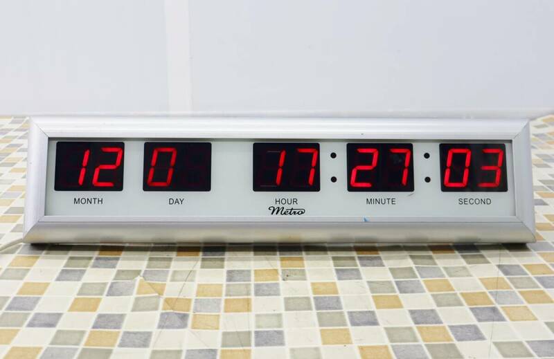 △幅 60cm ｜LED　壁掛けデジタル時計｜METRO ウオールクロック・デジタルカレンダー｜おしゃれ ■O6959