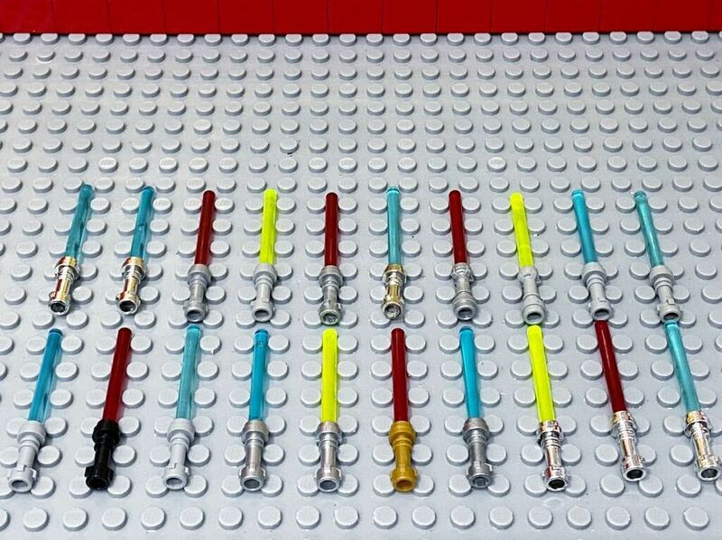 ☆スターウォーズ☆ レゴ　ミニフィグ用小物　大量20個　ライトセーバー　ライトセイバー　武器　( ジェダイ　シス　C42311