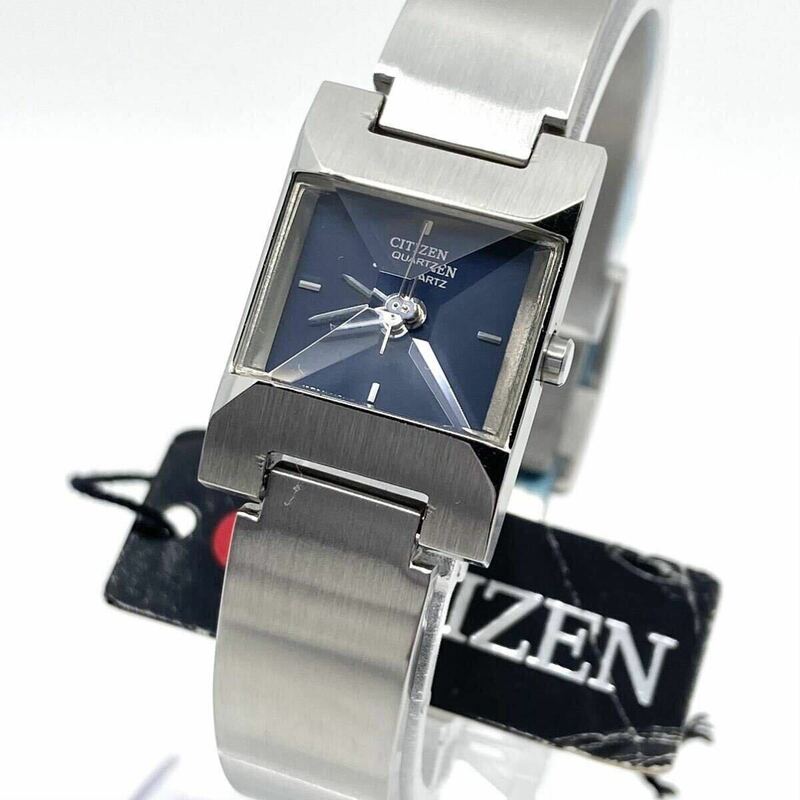 CITIZEN 腕時計 カットガラス 3針 クォーツ quartz ブルー シルバー 青 銀 シチズン Y749