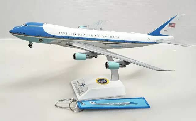1/200 inflight VC-25A 747-200 AirForceOne エアフォースワン アンテナ改修済み機体29000