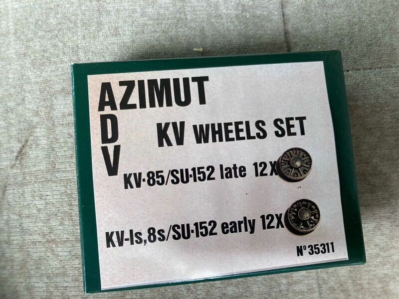 ADV/AZIMUT PRODUCTIONS 1/35 ホイール戦車ガレージキットプラモデル レジンガレキキット