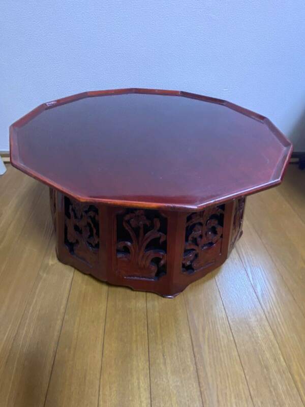 韓国 李朝風 木製 お膳 ちゃぶ台 机　赤塗り 　彫刻 伝統工芸 座卓 テーブル 飾り台★0325T