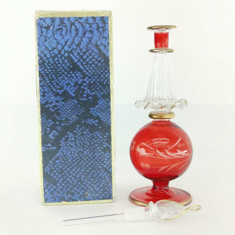 送料無料 未使用保管品 香水瓶 箱付き パフュームボトル エジプト ガラス フレグランス 赤 高さ約16cm 底直径約6cm#12628