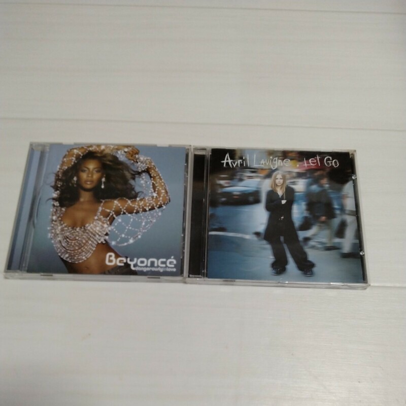 CD2枚セット　Dangerously in Love/ビヨンセ　Let Go/アヴリル・ラヴィーン　カナダで購入