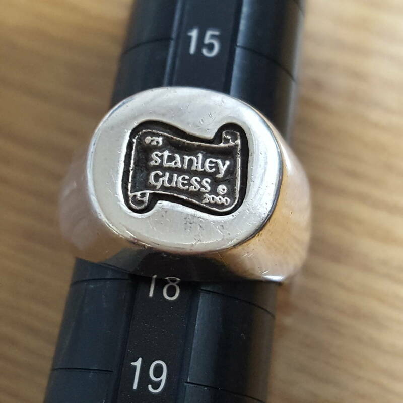 stanley guess ロゴ リング 指輪 アクセサリー スタンリーゲス　