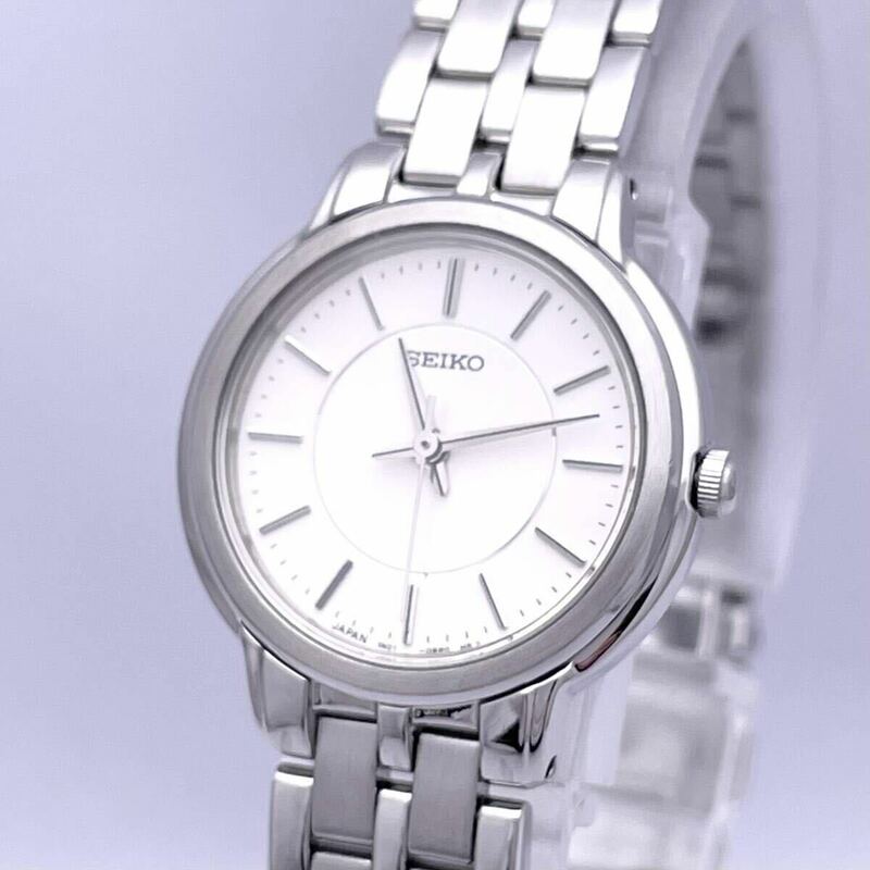 SEIKO セイコー 1N01-0APO 腕時計 ウォッチ クォーツ quartz 銀 シルバー P269