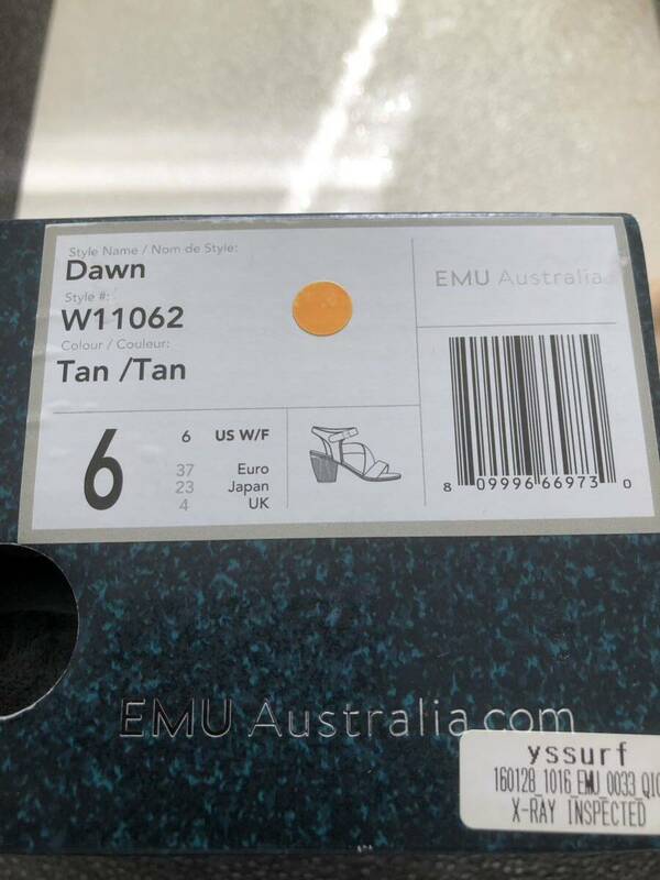 新品　未使用　EMU Australia DAWN 23cm TAN サンダル