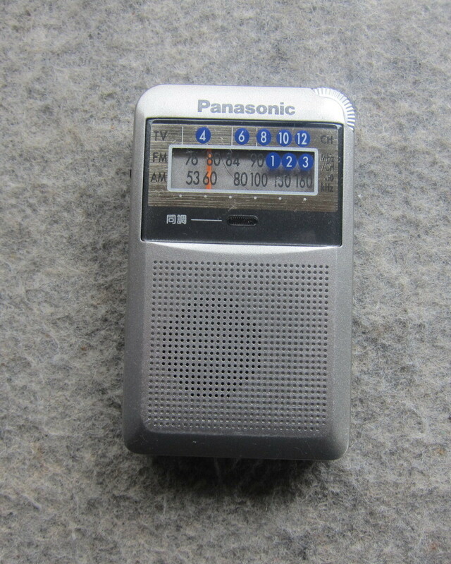 Panasonic FM/AMポケットラジオ RF-NA20 イヤホン変換プラグ、新電池付 動作確認品 12-22-3