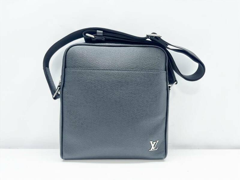 美品　Louis Vuitton　ルイヴィトン　タイガ　メッセンジャー　PPM　 クロスボディバッグ　ショルダー　メンズ　M30265