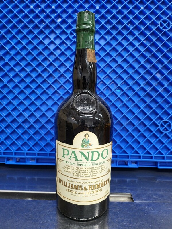 Williams & Humbert Pando Very Dry SUPERIOR Fino Sherry 1000ml 17% 1877ウイリアム&ハンバート 未開栓 古酒