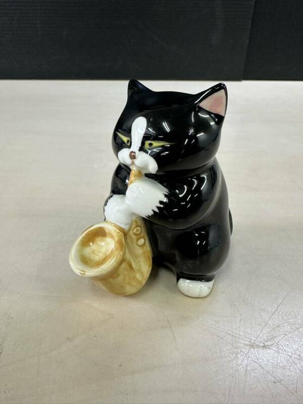 〇 SEVEN CORPORATION セブンコーポレーション 黒猫音楽団 オーケストラ サックス 陶器製 インテリア オブジェ なこ 猫 ネコ 置物