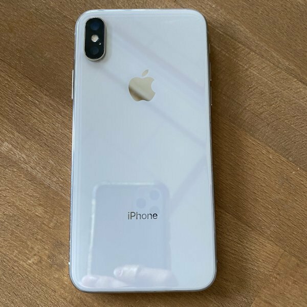 G0424C06　apple iPhone X 128GB ホワイト 本体 SBM系判定○ IMEI:353019090375109 バッテリー最大容量不明　ジャンク