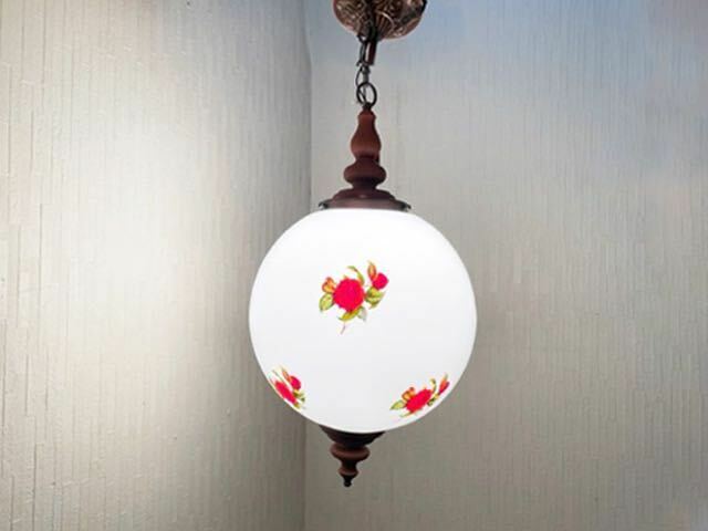 プリント柄入り球形ペンダントライト　カワイ照明製　照明 アンティーク風　昭和レトロ