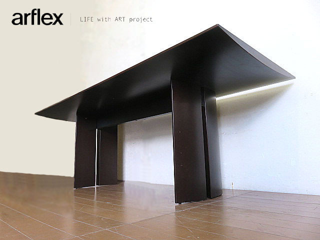 arflex/アルフレックス 「TAVOLO NAVE/タボロ ナーベ」 ダイニングテーブル W210cm 4-6人用 イタリアモダン