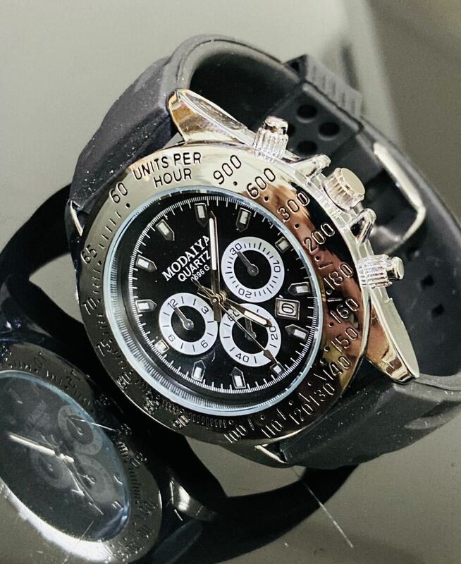 新作　メンズ腕時計　オマージュ　防水腕時計　スーツ　カレンダー　ステンレス　シリコン845m人気